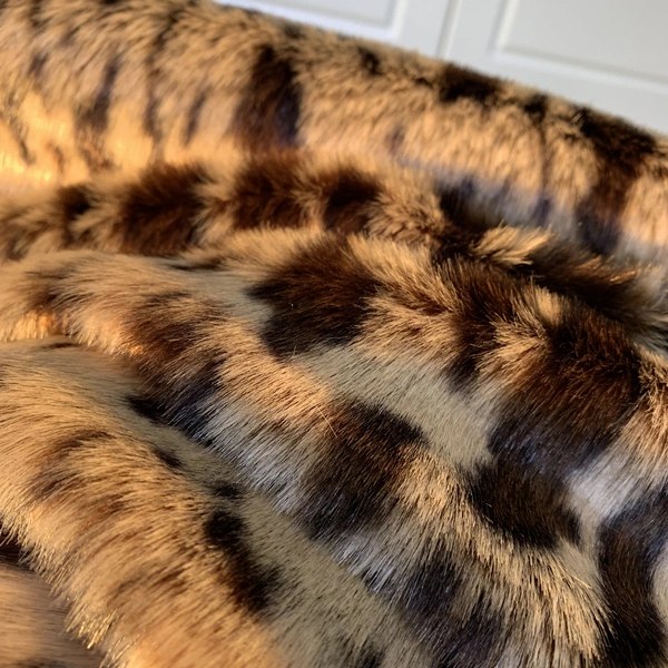 Leopard Jacquard Plaids Faux Fur Throws Home Decoration Fake Fur Blankets